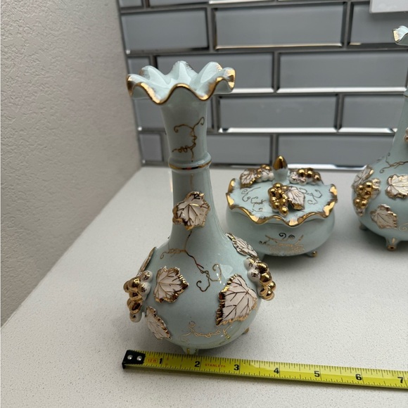 Vintage Vanity Set Vases Light Aqua Gold Tone Grapes Leaves MCM 1940s 1950s - Picture 12 of 16